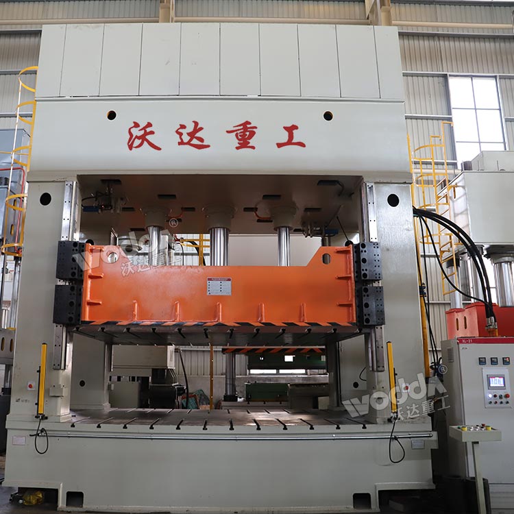 350噸框架式液壓機.jpg
